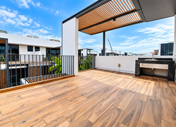 Alana (D28), Terrace #627924821